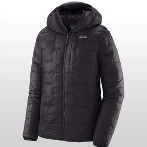 Patagonia Macro Puff Hoody • Black • Medium • Womens
